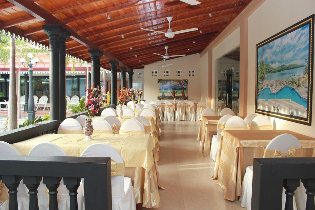 Jkab Park Hotel Trincomalee Ngoại thất bức ảnh