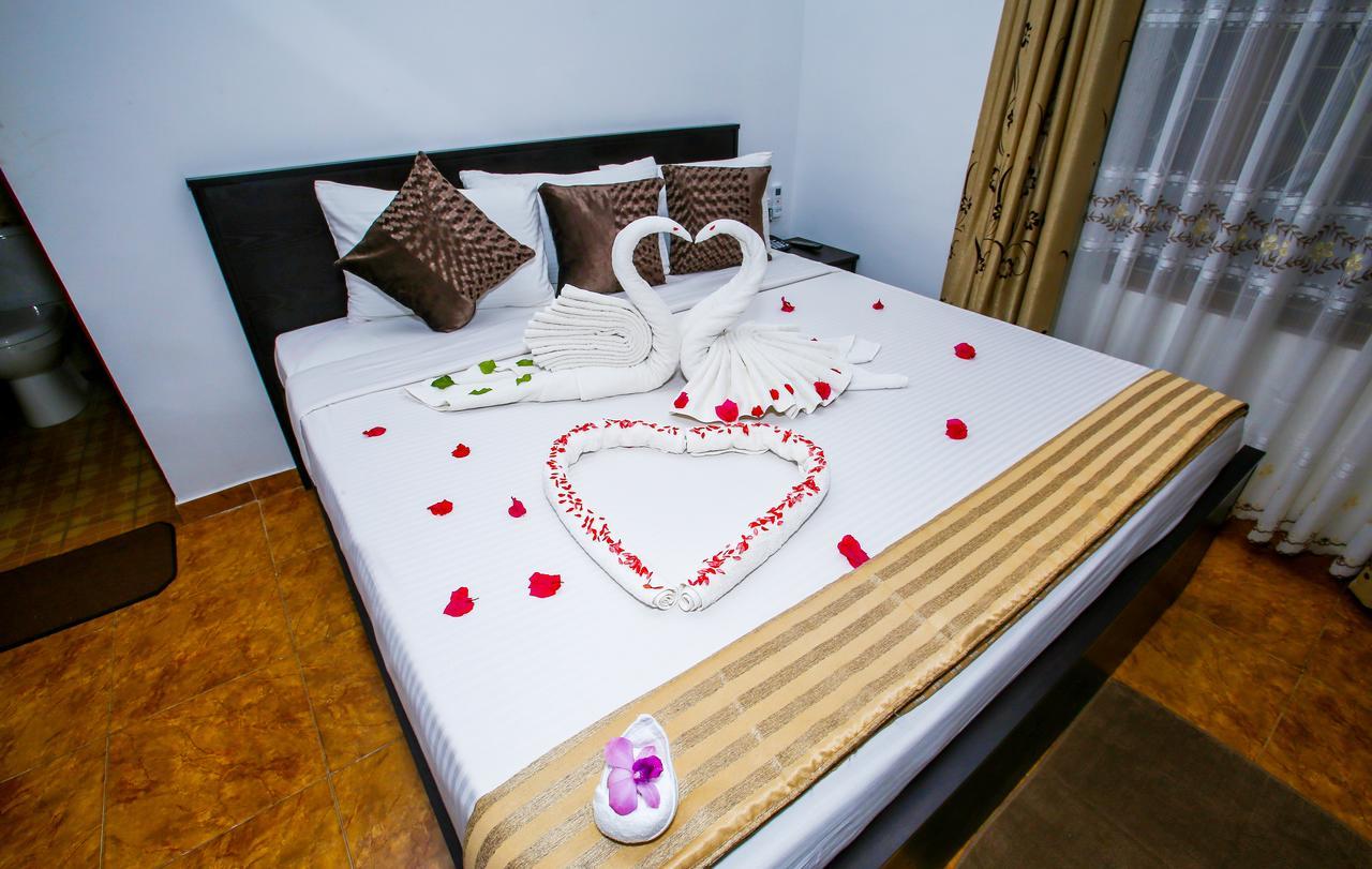 Jkab Park Hotel Trincomalee Ngoại thất bức ảnh