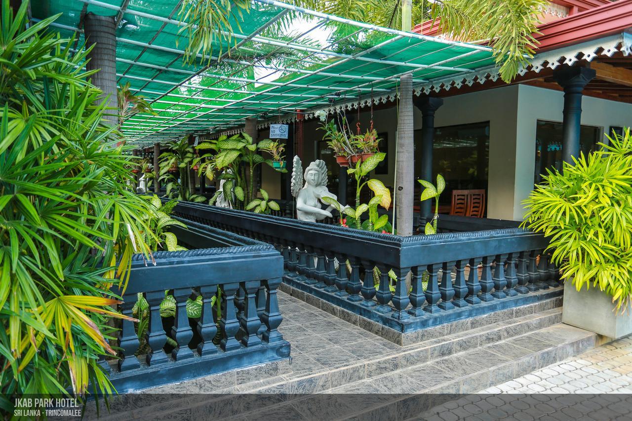 Jkab Park Hotel Trincomalee Ngoại thất bức ảnh